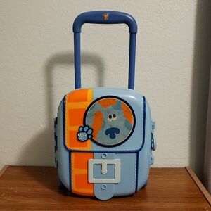 Vintage 2002, Toddlers, Blue Clues carrying case. In good used condition.
